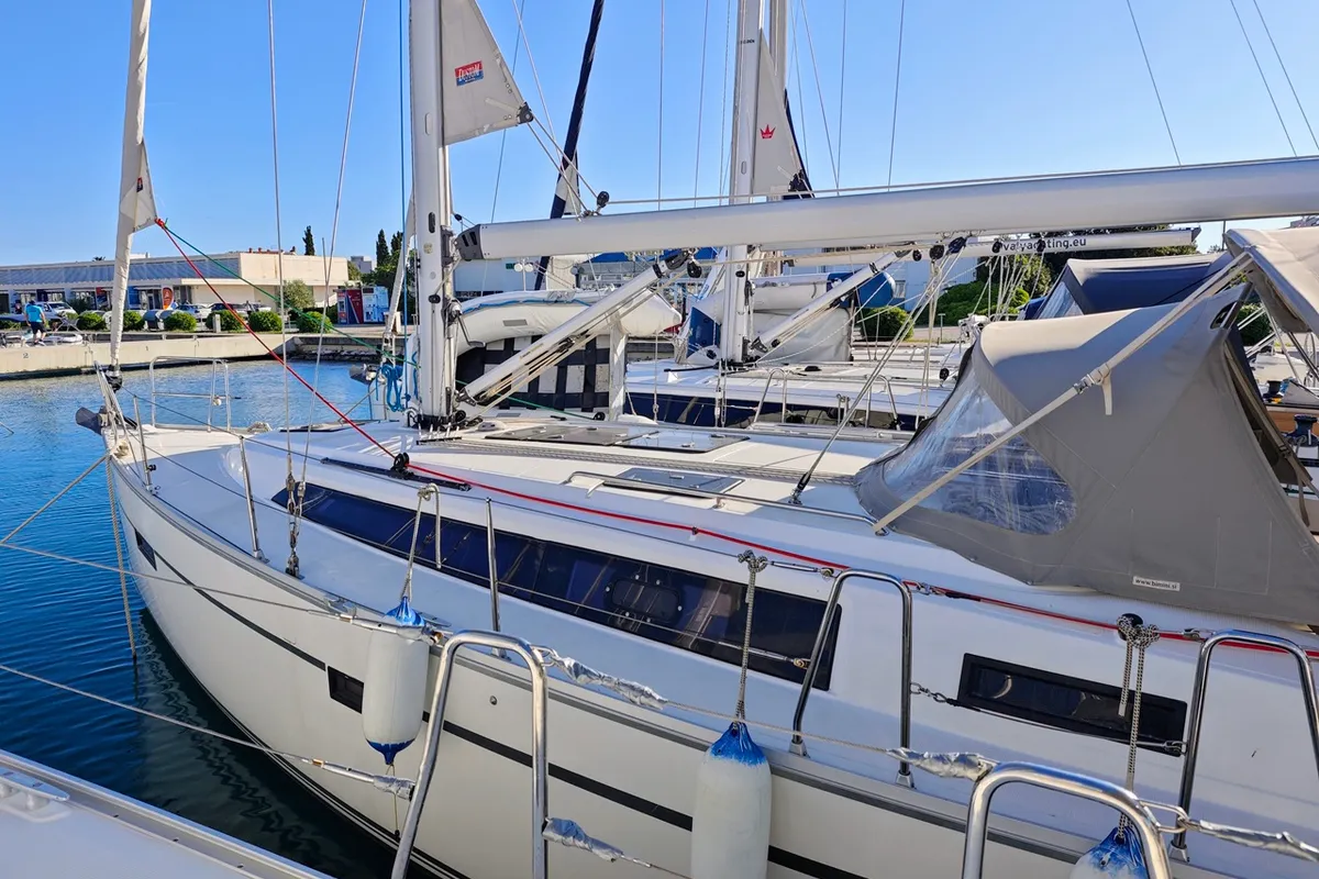 Exterior view of Atena, a Bavaria Cruiser 37 sailboat at Općina Sukošan, Croatia