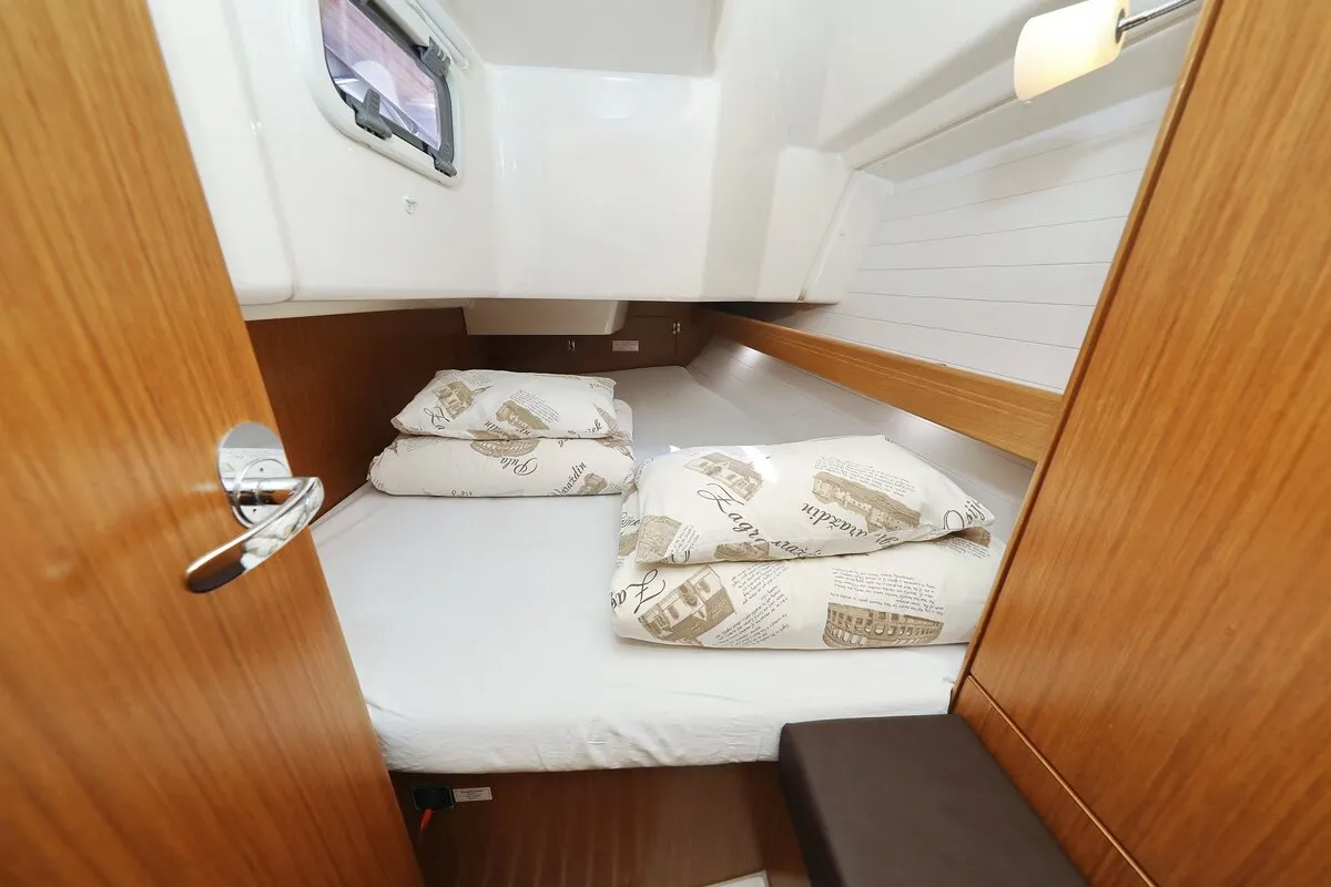 Cabin on Feeling Good, a Bavaria Cruiser 34 sailboat at Pirovac, Croatia