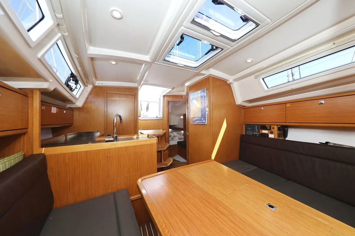Salon of Feeling Good, a Bavaria Cruiser 34 sailboat at Pirovac, Croatia