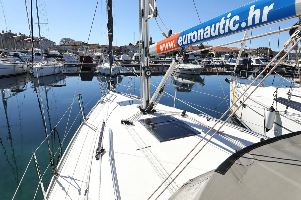 Deck of Feeling Good, a Bavaria Cruiser 34 sailboat at Pirovac, Croatia