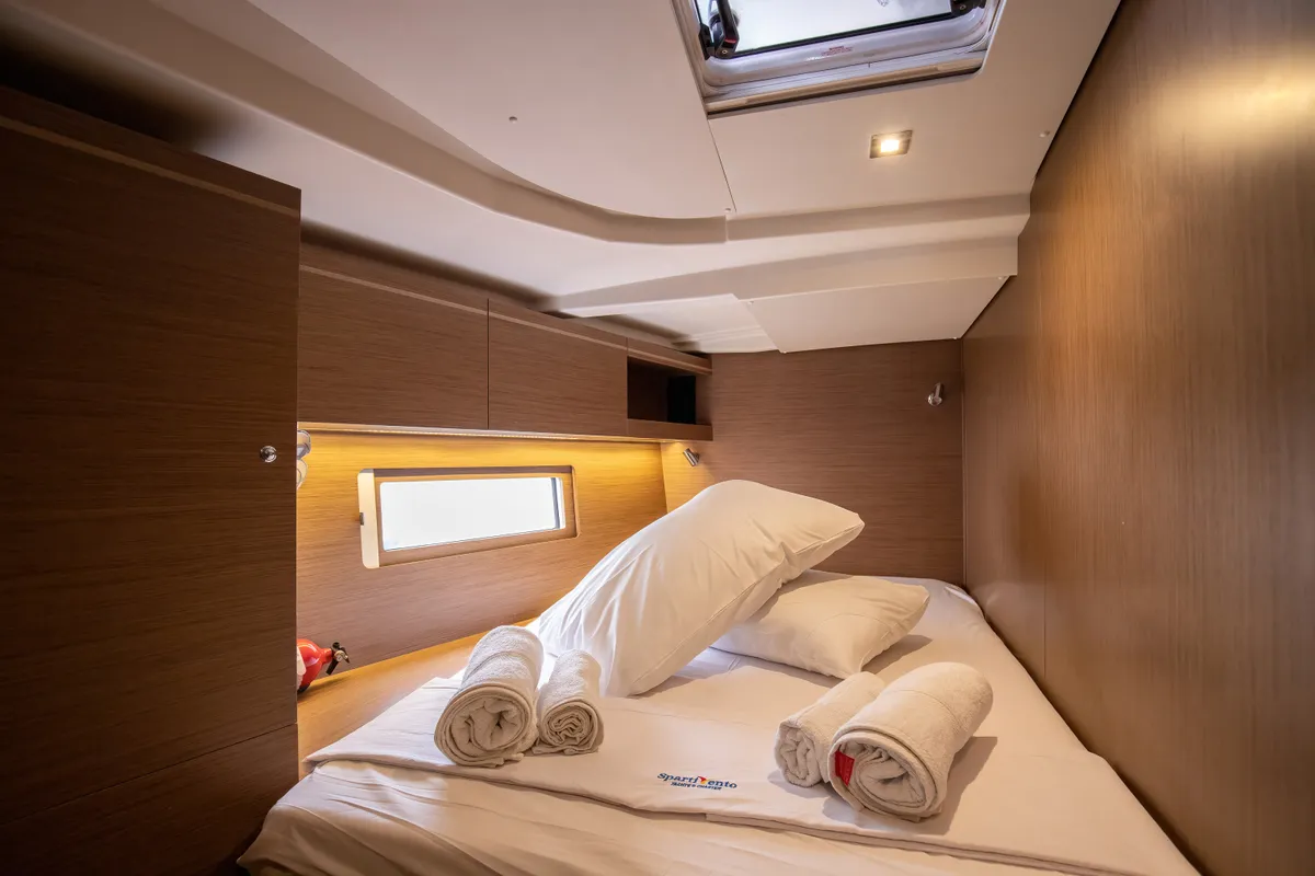 Cabin on Calipso, a Beneteau Oceanis 51.1 sailboat at Salerno, Italy
