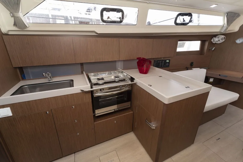 Galley of Passepartout, a Beneteau Oceanis 41.1 sailboat at Port de Pollença, Spain
