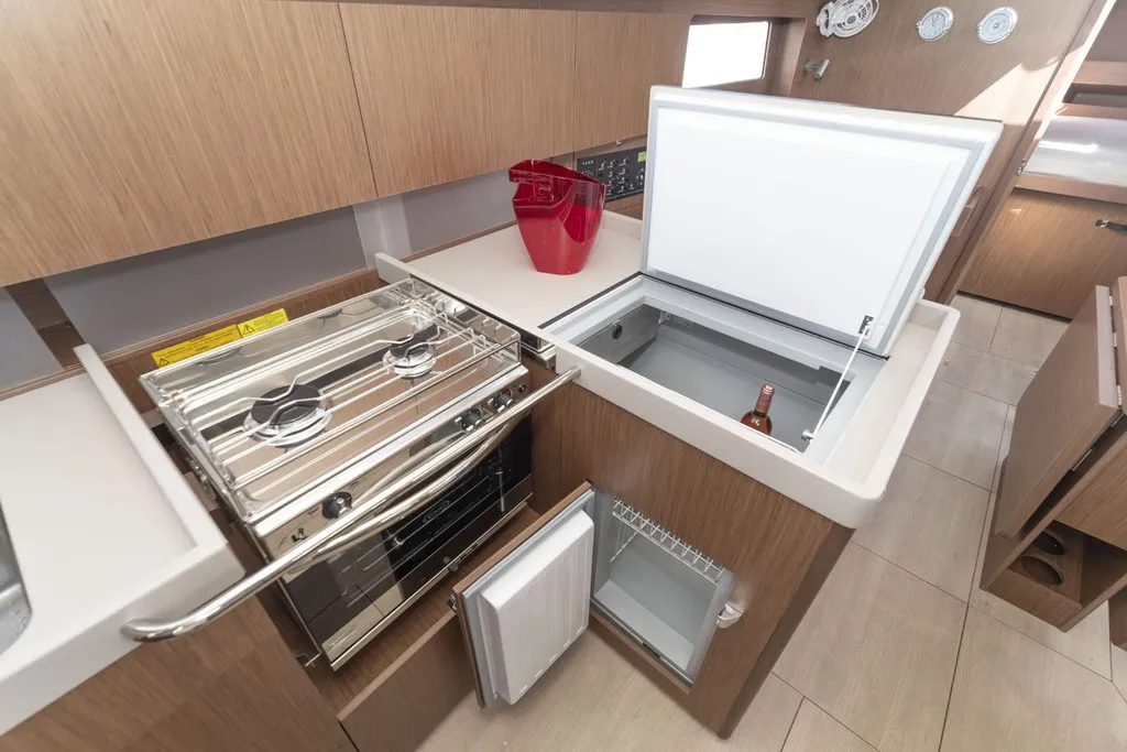 Galley of Passepartout, a Beneteau Oceanis 41.1 sailboat at Port de Pollença, Spain