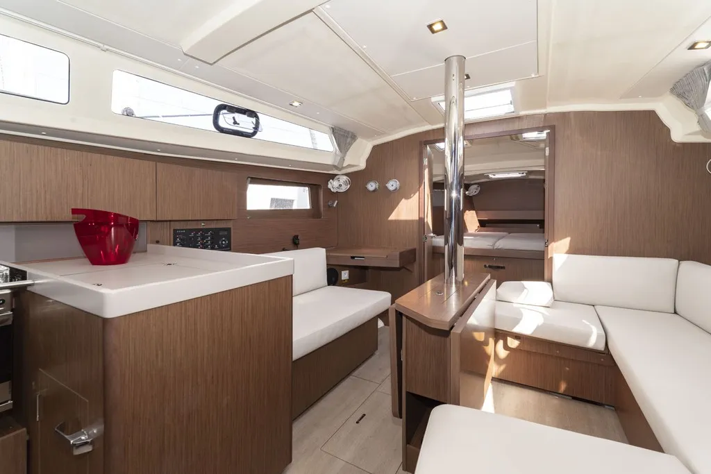 Salon of Passepartout, a Beneteau Oceanis 41.1 sailboat at Port de Pollença, Spain