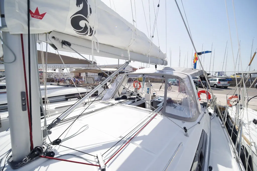 Deck of Passepartout, a Beneteau Oceanis 41.1 sailboat at Port de Pollença, Spain