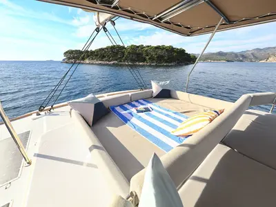 Mosè, a Bali 5.4 catamaran at Trapani, Italy