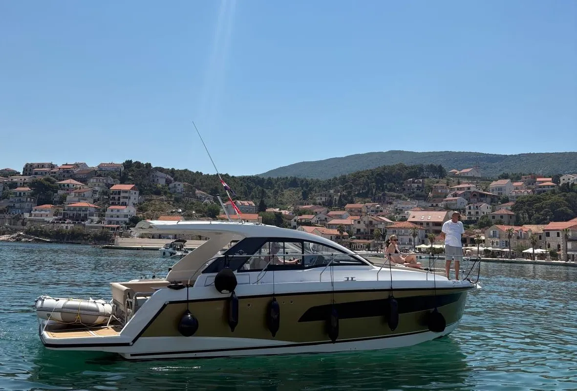 Felicita, a Sealine S335 motorboat at Grad Biograd na Moru, Croatia