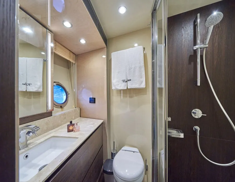 Cabin on Relax of Croatia, a Azimut 72 Fly motor yacht at Općina Sukošan, Croatia