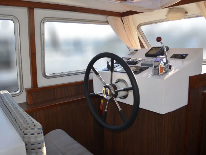 Cockpit of Drait 107, a De Drait Bravoure 40 motorboat at Drachten, Netherlands