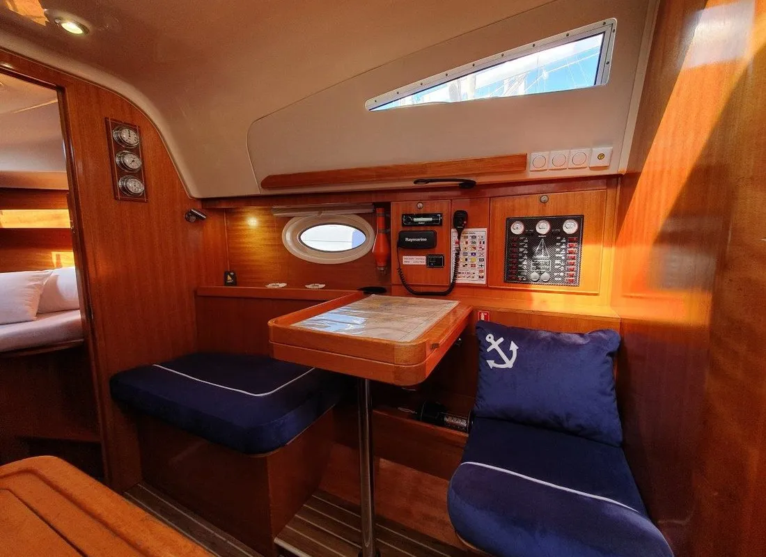 Salon of Vita I, a Elan 344 Impression sailboat at Jezera, Croatia