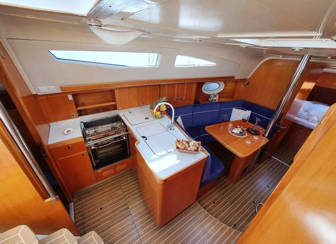 Salon of Vita I, a Elan 344 Impression sailboat at Jezera, Croatia