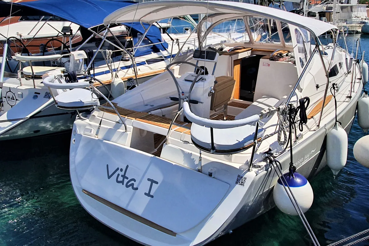 Exterior view of Vita I, a Elan 344 Impression sailboat at Jezera, Croatia