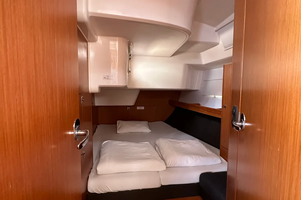 Cabin on Zoilo, a Bavaria Cruiser 51 sailboat at Sukošan, Croatia