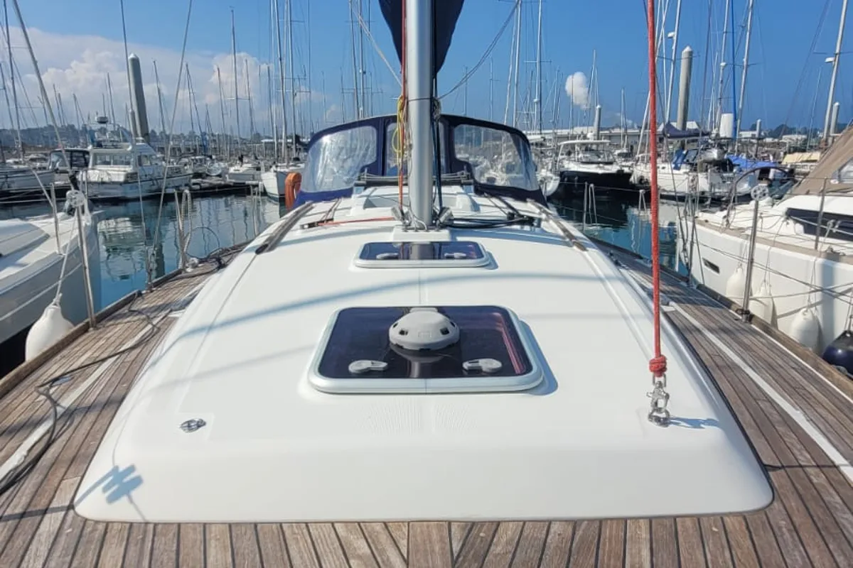 Deck of Bandiagara, a Beneteau Oceanis 37 sailboat at Saint-Cast-le-Guildo, France