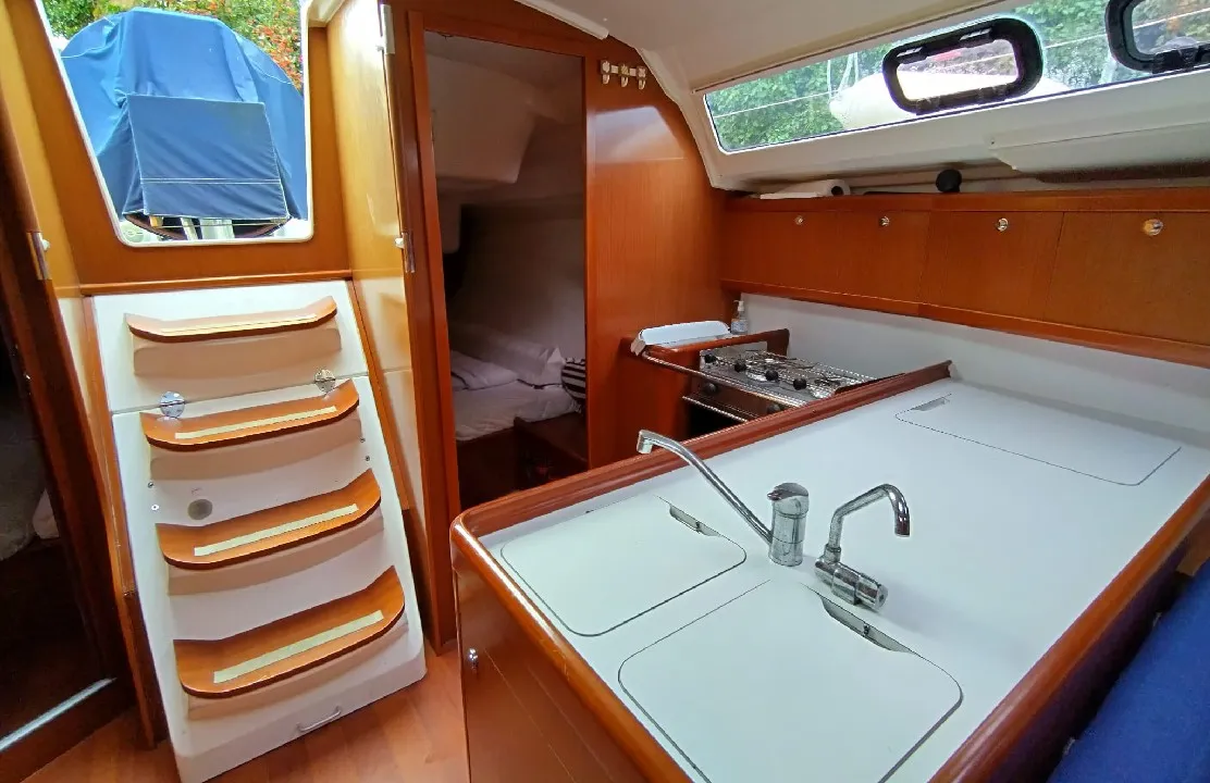 Galley of Bandiagara, a Beneteau Oceanis 37 sailboat at Saint-Cast-le-Guildo, France