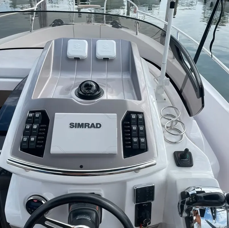 Cockpit of no name, a Sessa Marine Key Largo 27 motorboat at Grad Trogir, Croatia