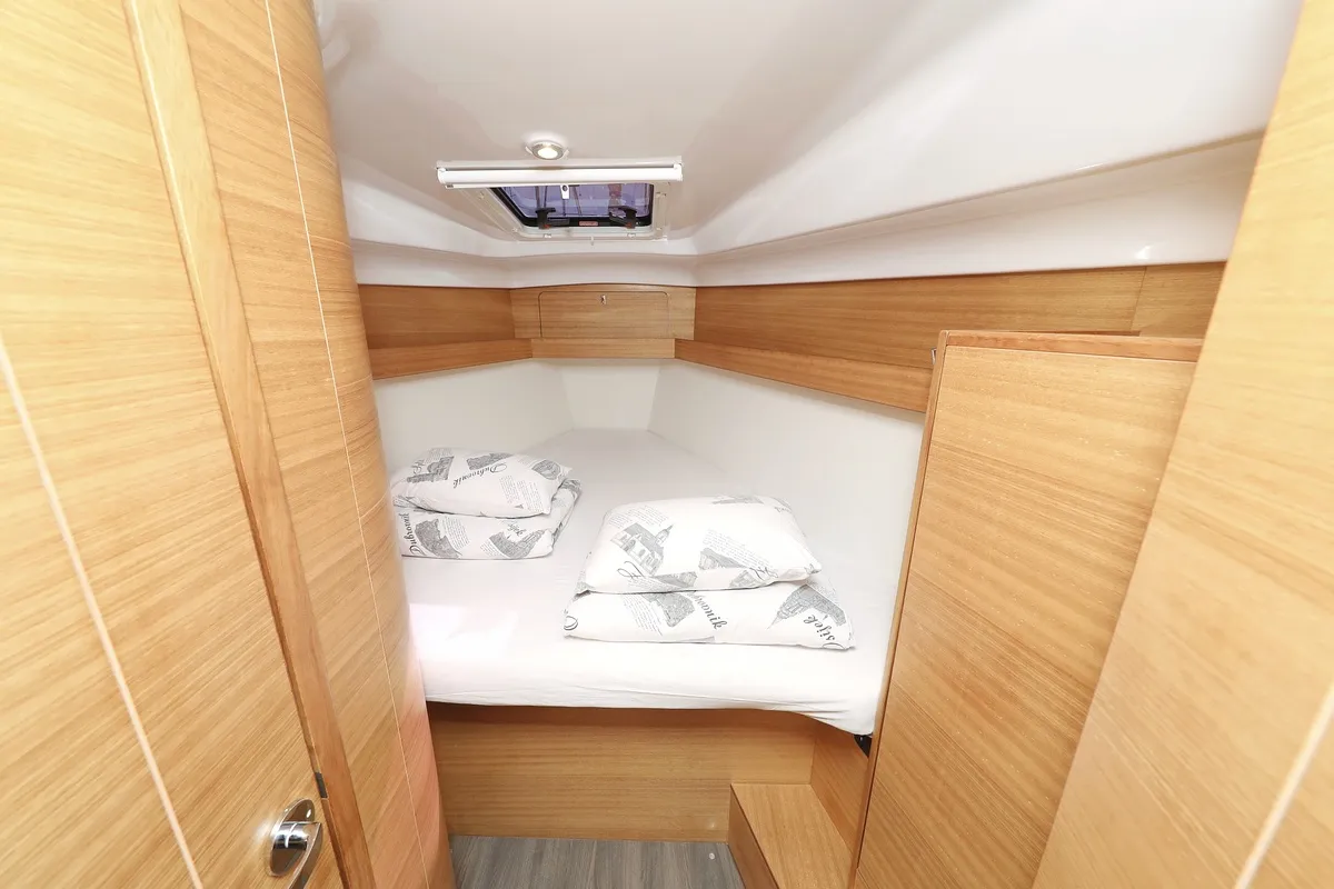 Cabin on Kaya, a Elan Impression 40.1 sailboat at Biograd na Moru, Croatia