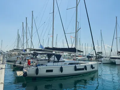 Sail Away (Refit 2025 - A/C - Electric Heads)