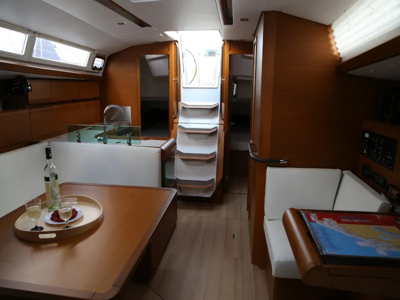 Salon of Kandur II, a Jeanneau Sun Odyssey 419 sailboat at Kaštela, Croatia