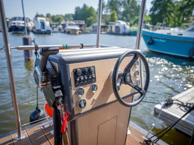 Cockpit of Aquila, a Woma D13 motorboat at Fürstenberg/Havel, Germany