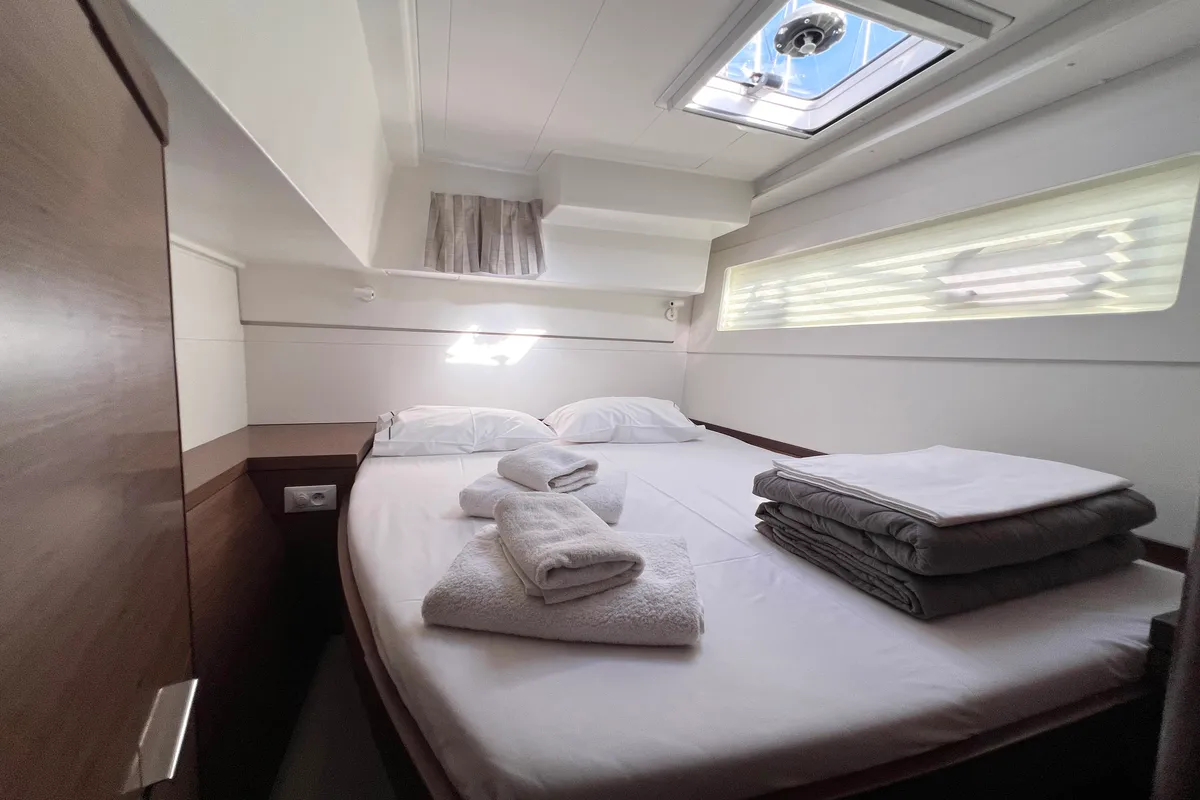 Cabin on Bella Mare, a Lagoon 40 catamaran at Athens, Greece