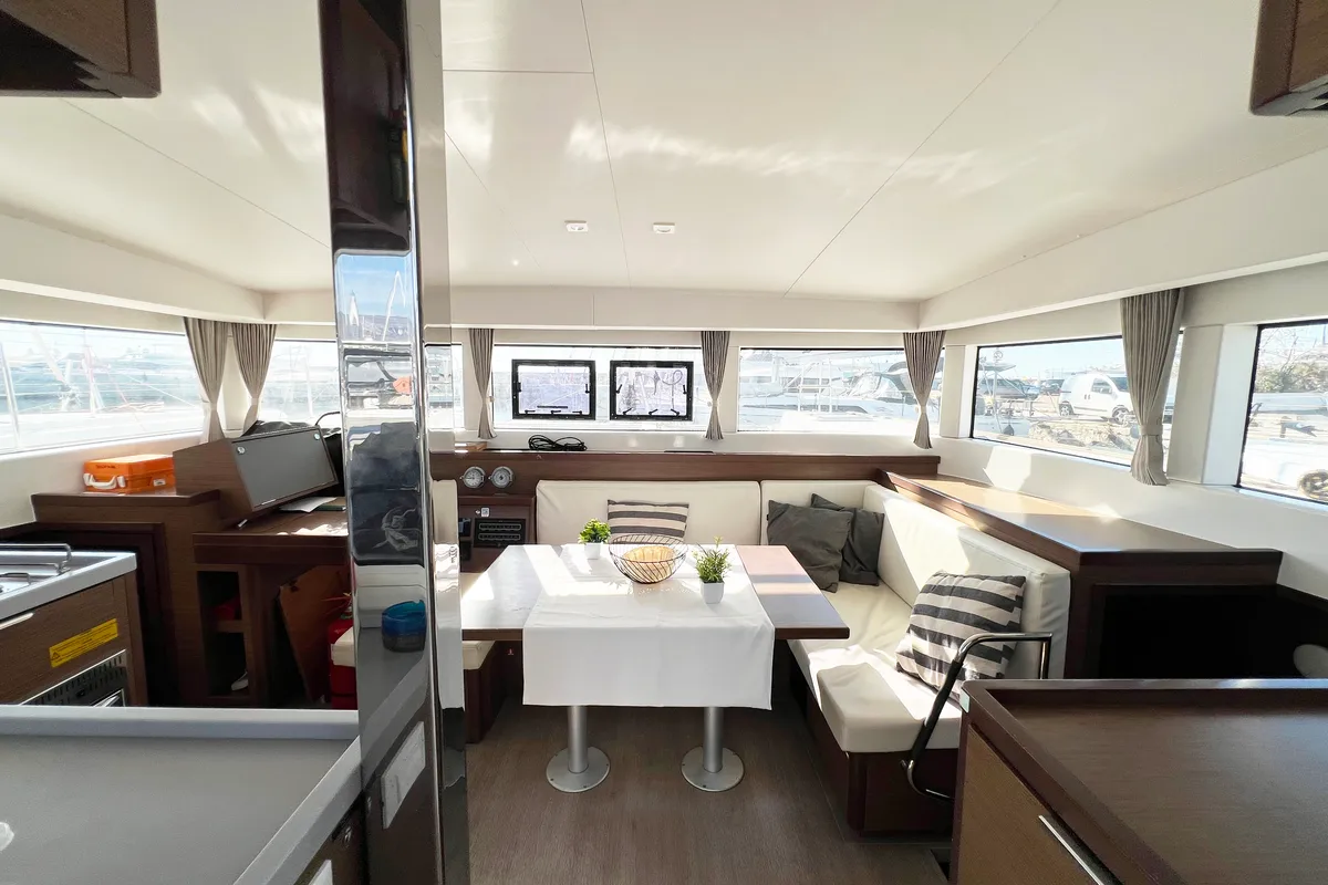 Salon of Bella Mare, a Lagoon 40 catamaran at Athens, Greece
