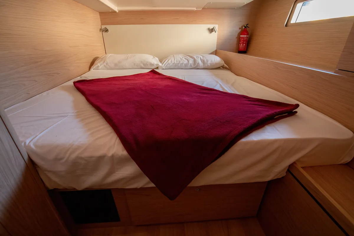 Cabin on Olimpia, a Beneteau Oceanis 51.1 sailboat at Capo d'Orlando, Italy