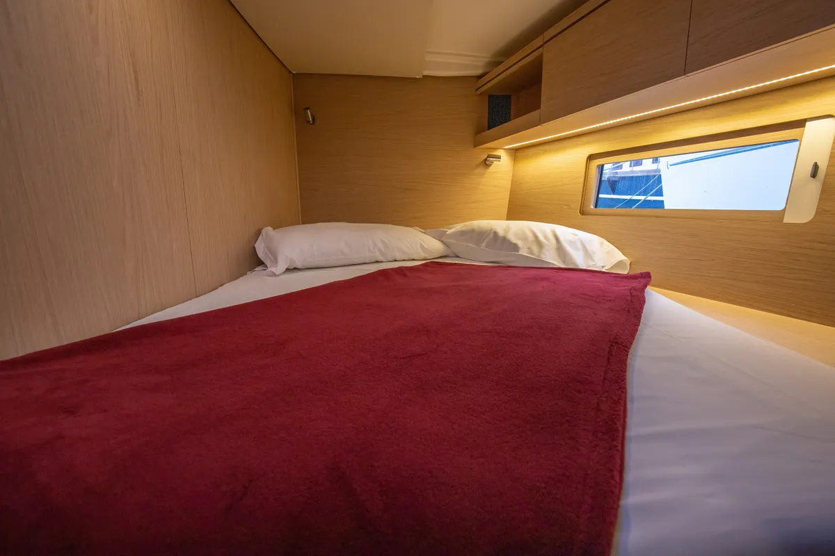 Cabin on Olimpia, a Beneteau Oceanis 51.1 sailboat at Capo d'Orlando, Italy