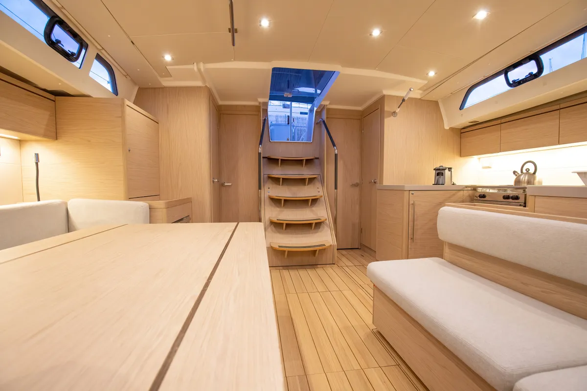 Salon of Olimpia, a Beneteau Oceanis 51.1 sailboat at Capo d'Orlando, Italy