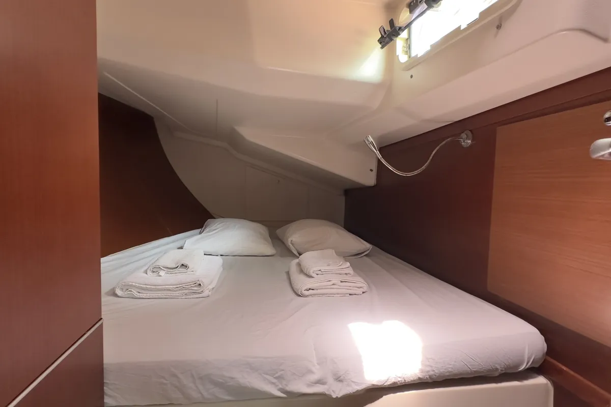 Cabin on Draco, a Hanse 445 sailboat at Fethiye, Turkey