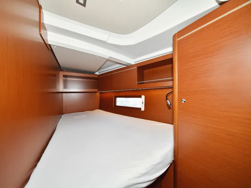 Cabin on Antonela M, a Beneteau Oceanis 46.1 sailboat at Zadar, Croatia