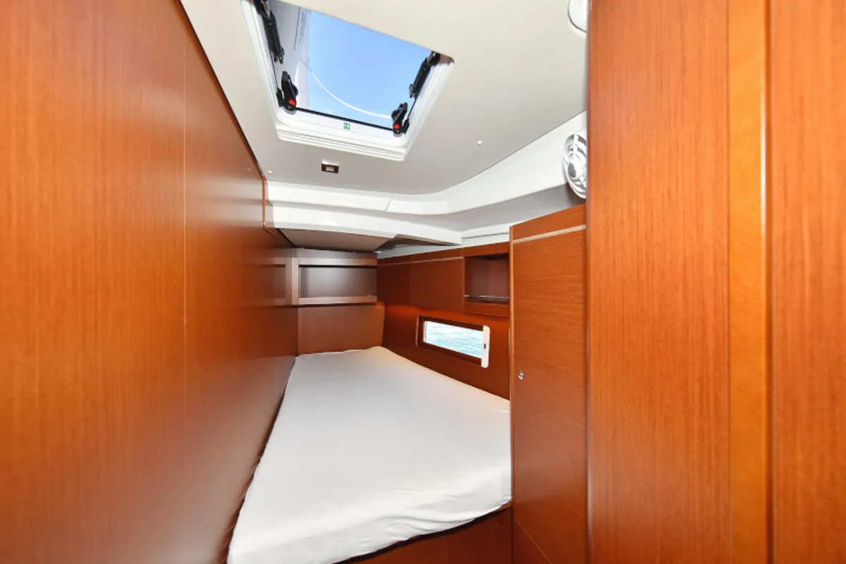 Cabin on Antonela M, a Beneteau Oceanis 46.1 sailboat at Zadar, Croatia