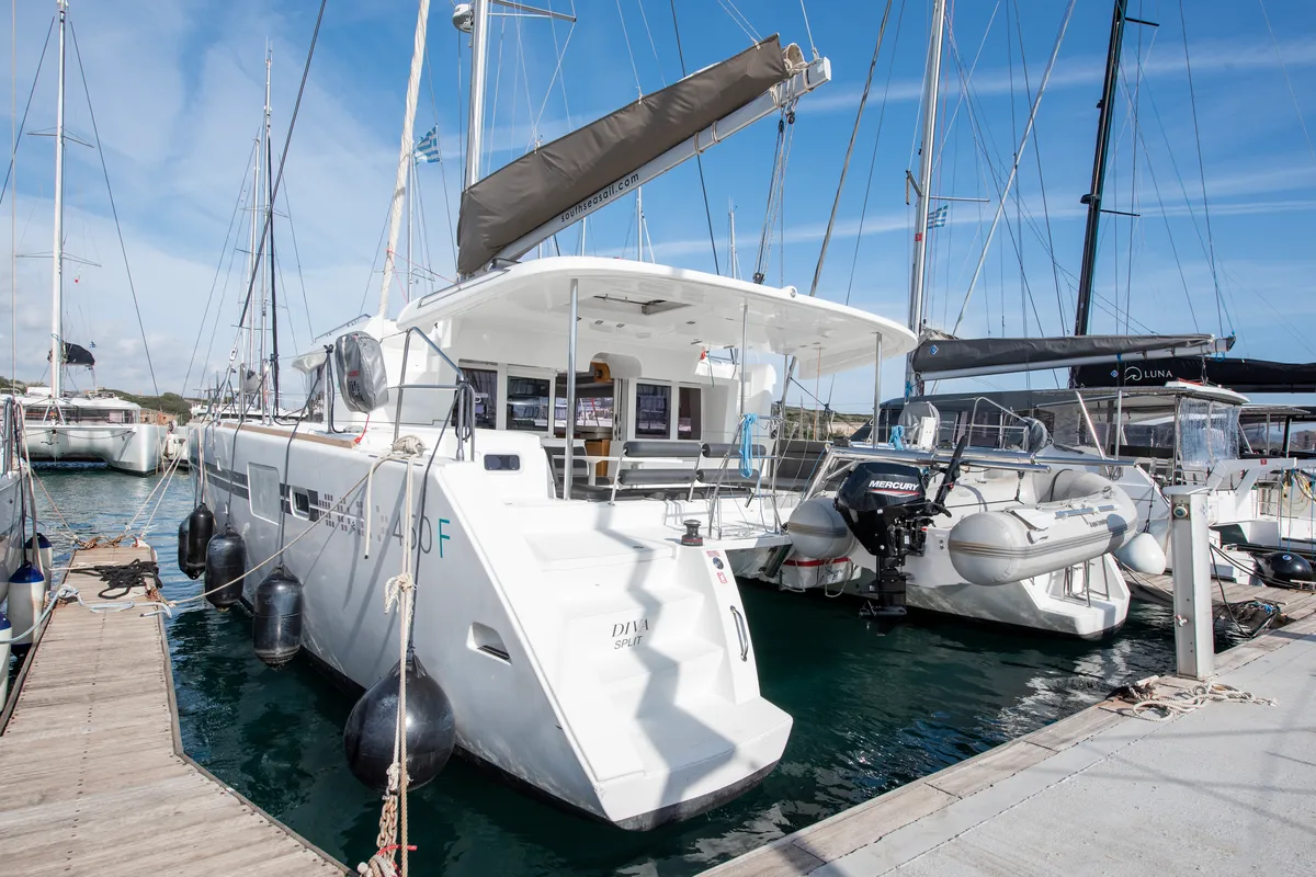 Exterior view of Diva, a Lagoon 450 Fly catamaran at Lavrion, Greece