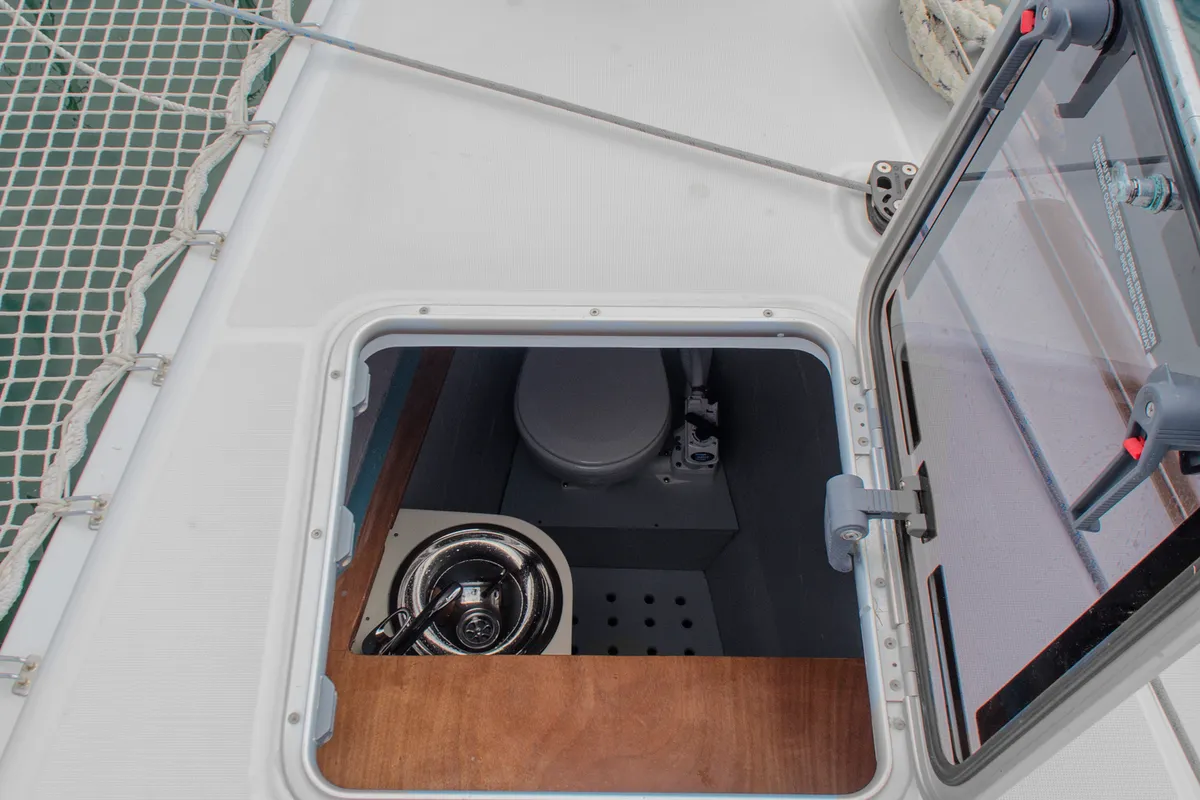 Head on Venus , a Lagoon 40 catamaran at Athens, Greece