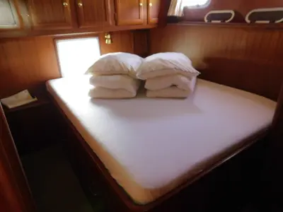 Cabin on Nienke, a Veha Euroclassic 37 motorboat at IJsselstein, Netherlands