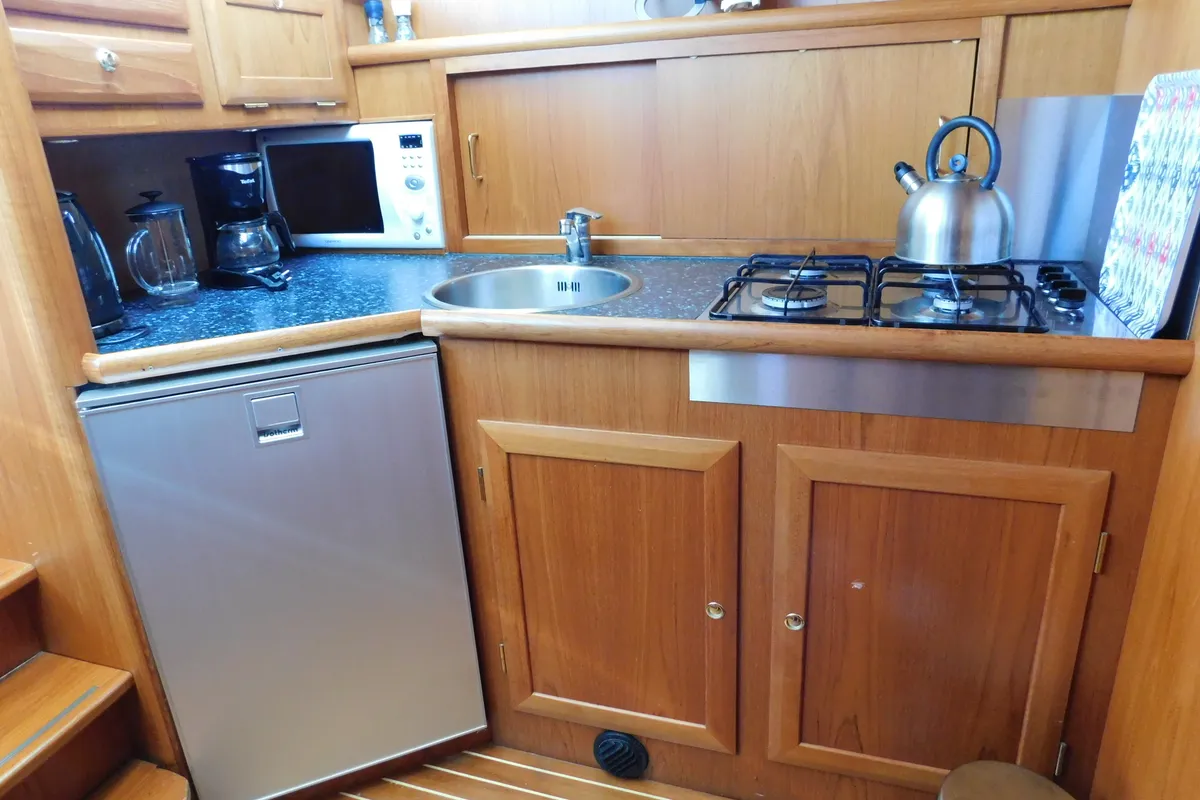 Galley of Nienke, a Veha Euroclassic 37 motorboat at IJsselstein, Netherlands