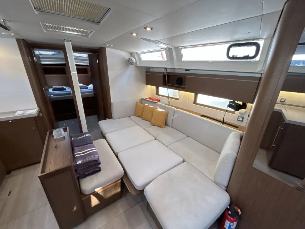 Salon of Bumblebee, a Beneteau Oceanis 46.1 sailboat at Split, Croatia