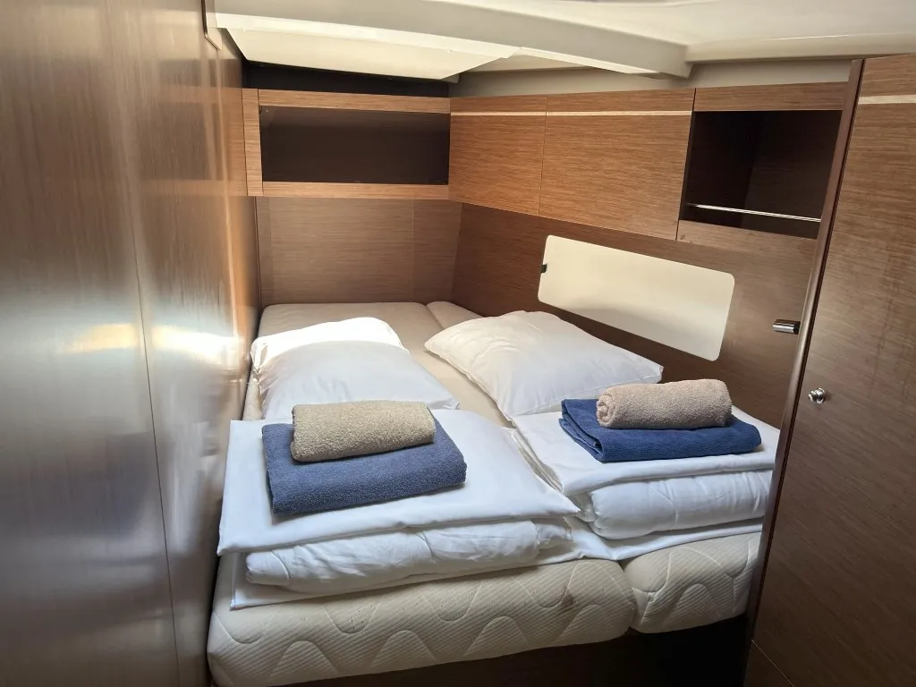 Cabin on Bumblebee, a Beneteau Oceanis 46.1 sailboat at Split, Croatia