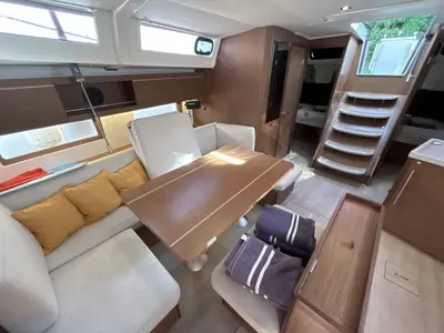 Salon of Bumblebee, a Beneteau Oceanis 46.1 sailboat at Split, Croatia
