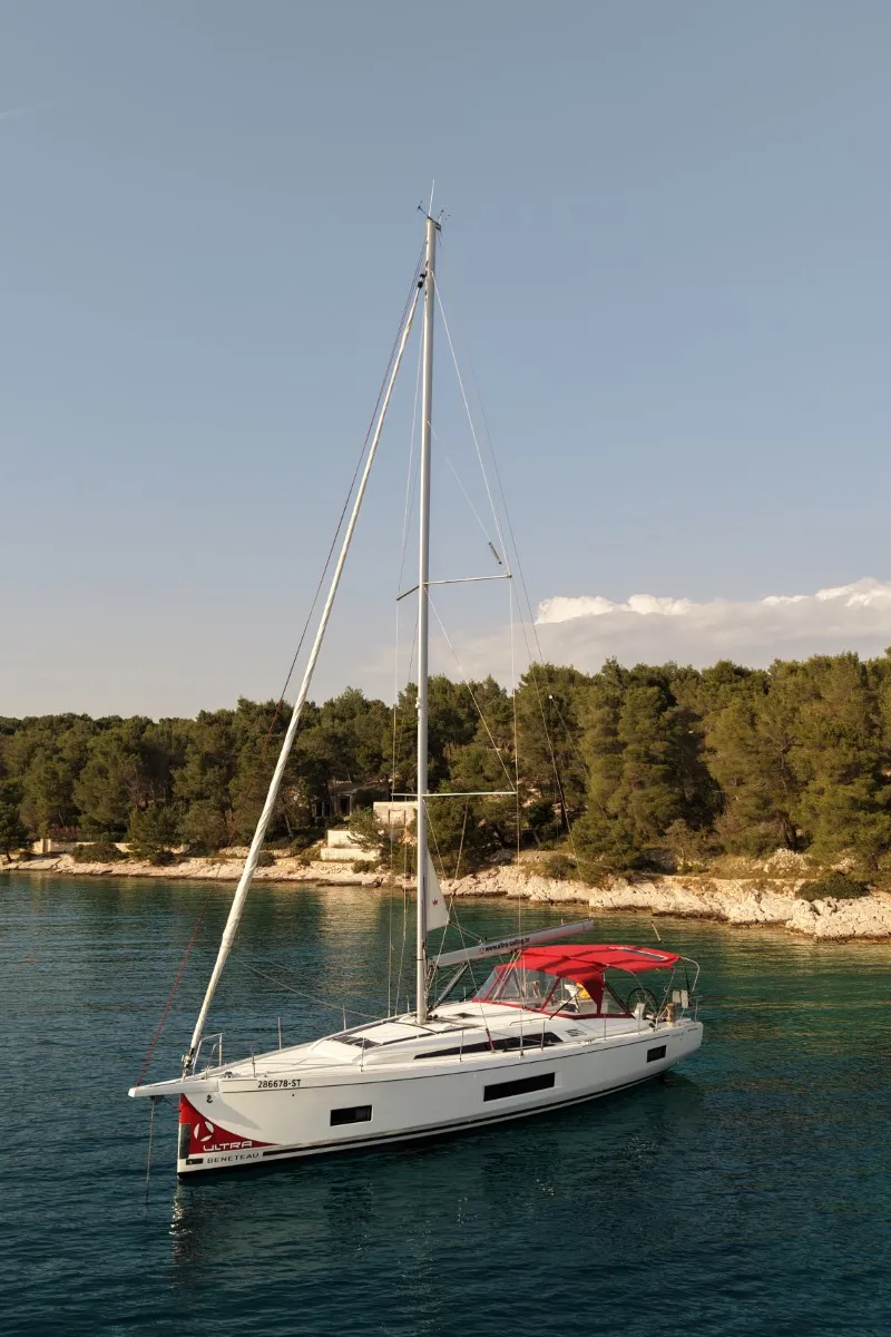 Bumblebee, a Beneteau Oceanis 46.1 sailboat at Split, Croatia