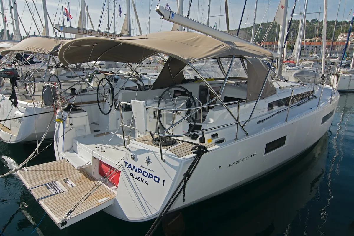 Exterior view of Tanpopo, a Jeanneau Sun Odyssey 440 sailboat at Split, Croatia