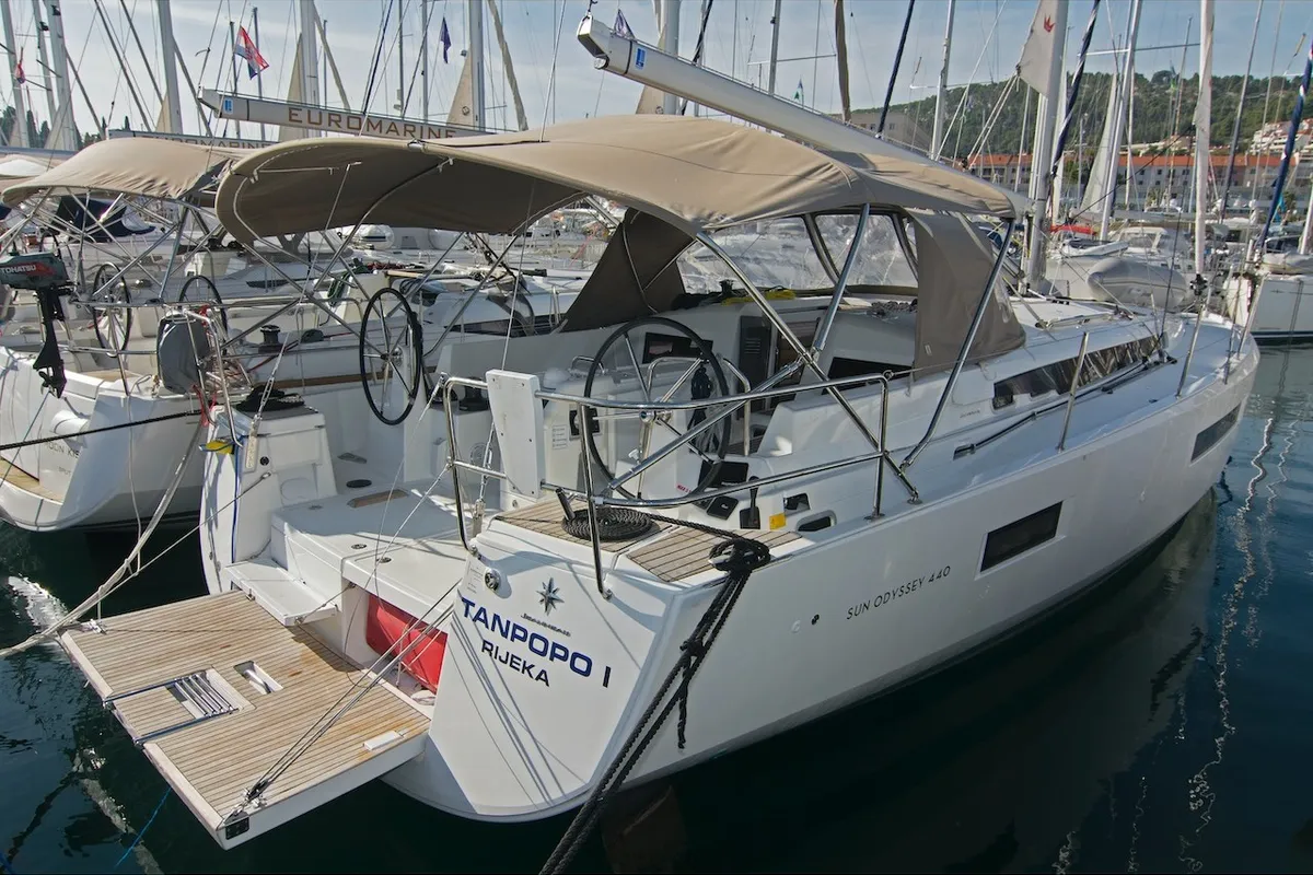 Exterior view of Tanpopo, a Jeanneau Sun Odyssey 440 sailboat at Split, Croatia