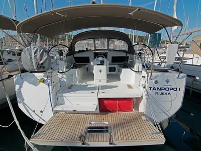 Cockpit of Tanpopo, a Jeanneau Sun Odyssey 440 sailboat at Split, Croatia