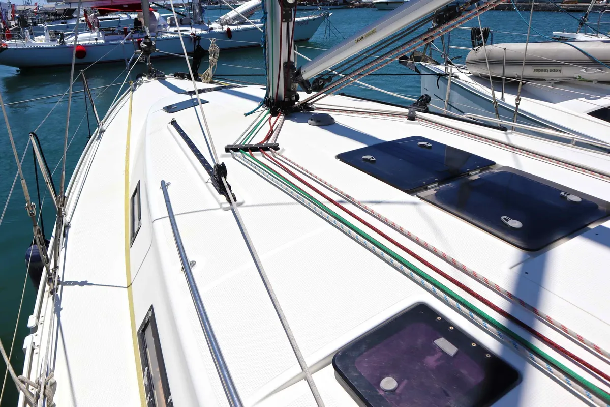 FORTUNA REDUX, a Bavaria Cruiser 40 sailboat at Municipal Unit of Nea Peramos, Greece