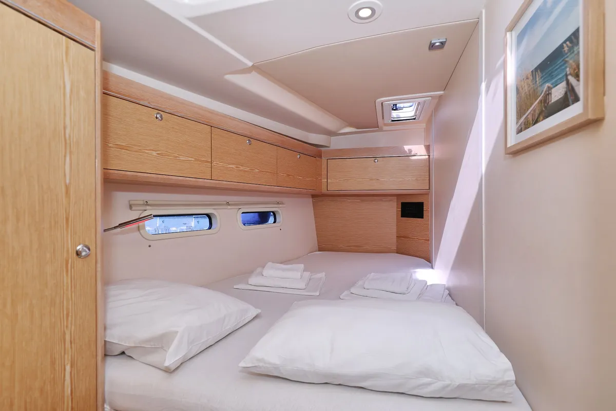 Cabin on Amethyst, a Hanse 575 sailboat at Općina Sukošan, Croatia