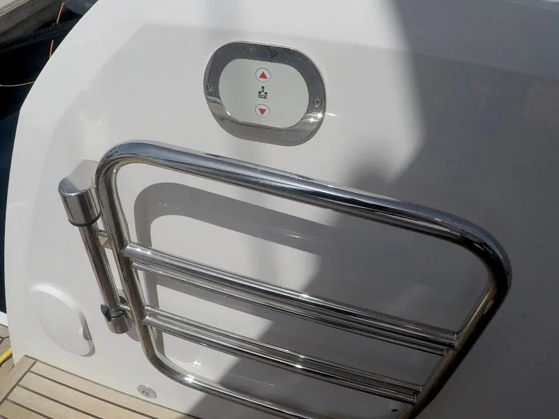 Brigadoon, a Jeanneau Prestige 420 Fly motor yacht at Grad Šibenik, Croatia