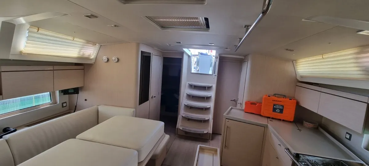 Salon of Sceptrum, a Beneteau Oceanis 46.1 sailboat at Salerno, Italy