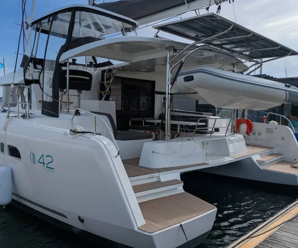 Deck of Zannannan, a Lagoon 42 catamaran at Roche Caiman, Seychelles