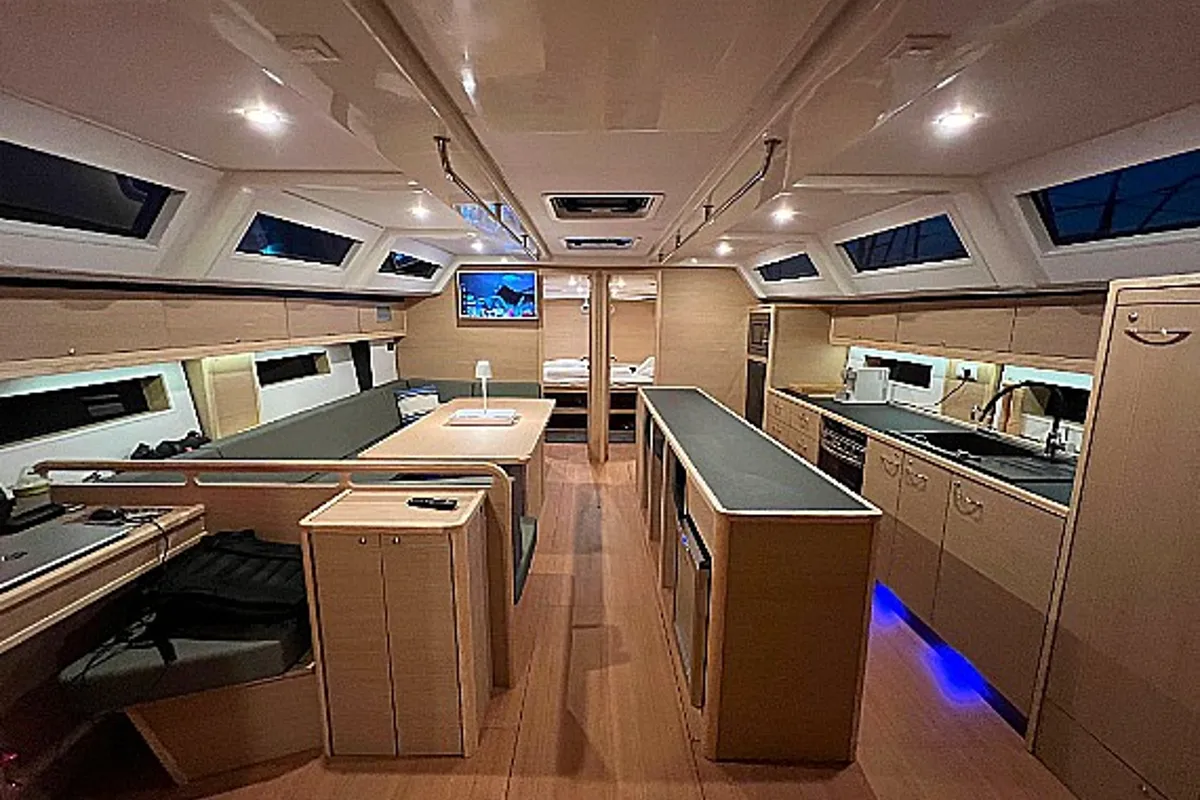 Salon of Elly Blu, a D&D Kufner 54 sailboat at Salerno, Italy