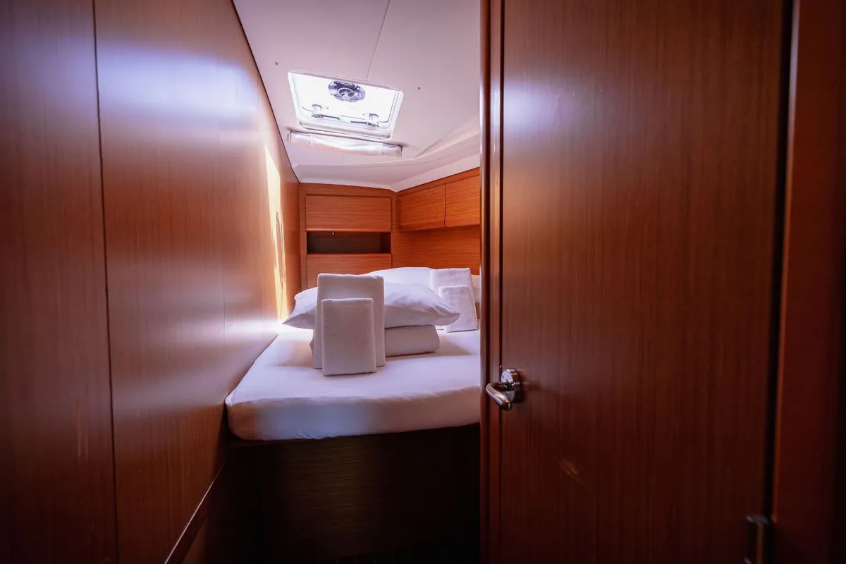 Cabin on Ana B., a Jeanneau Sun Odyssey 49i sailboat at Seget Donji, Croatia